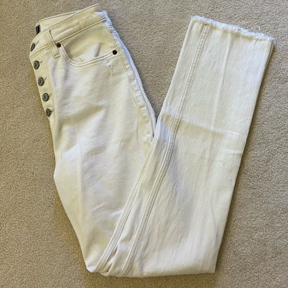 Abercrombie Ultra High Rise Straight Leg White Jeans